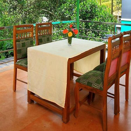Thekkady Spice Valley Holiday Hotel เทกคาดี ภายนอก รูปภาพ