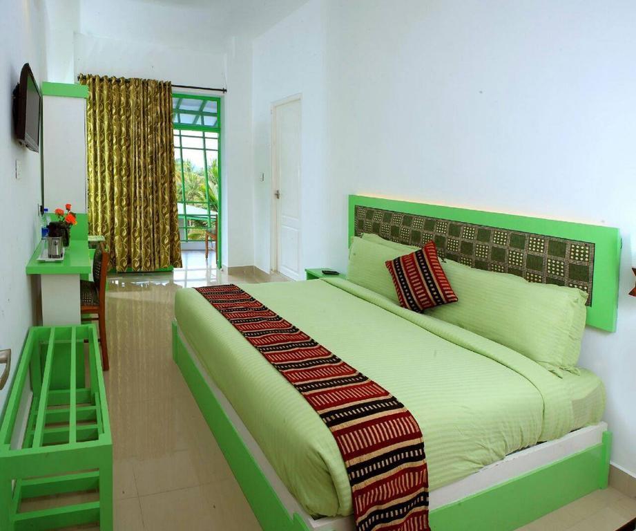 Thekkady Spice Valley Holiday Hotel เทกคาดี ภายนอก รูปภาพ
