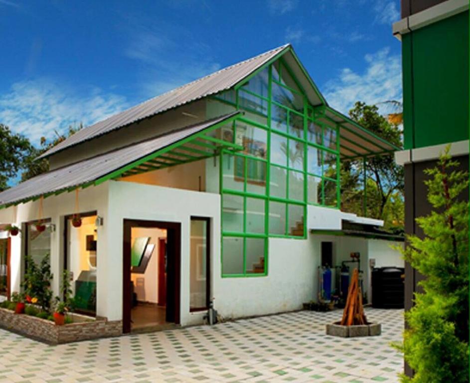 Thekkady Spice Valley Holiday Hotel เทกคาดี ภายนอก รูปภาพ